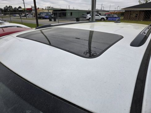 Used 2021 Jeep Grand Cherokee Limited w/ Trailer Tow Group IV image 5