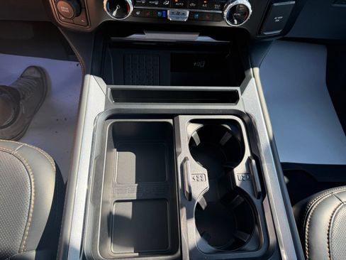 Used 2024 Ford F250 Platinum AWD/4WD image 30