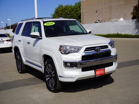 Used 2024 Toyota 4Runner Limited AWD/4WD image 1