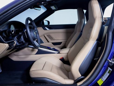 Used 2024 Porsche 911 Targa 4S image 5