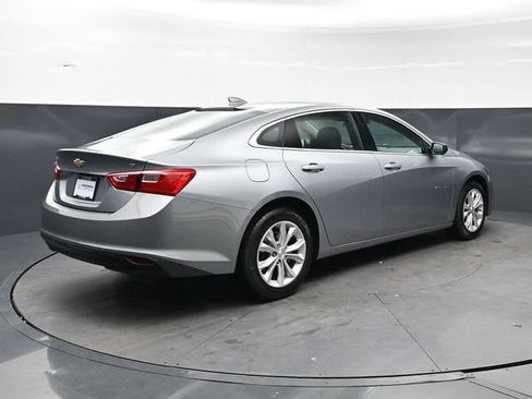 Used 2025 Chevrolet Malibu LT FWD image 5