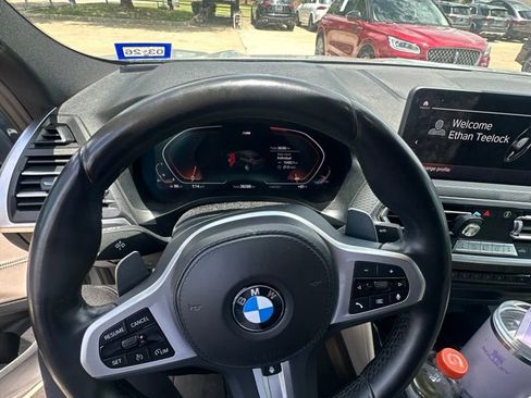 Used 2022 BMW X4 xDrive30i w/ M Sport Package 2 AWD/4WD image 1