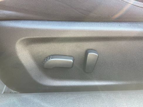 Used 2024 Nissan Altima 2.5 SV FWD image 44