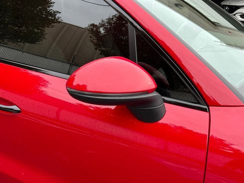 Used 2021 Porsche Cayenne image 9