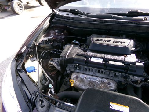 Used 2008 Hyundai Elantra GLS image 17