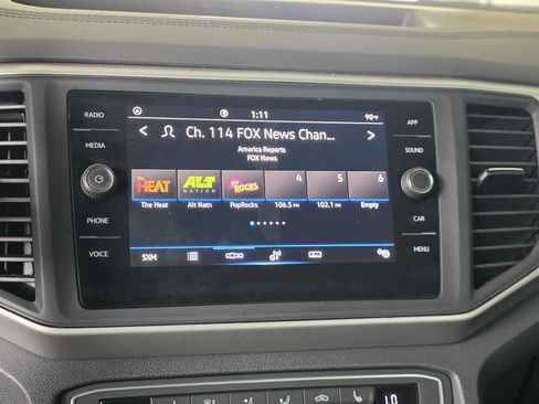 Used 2021 Volkswagen Atlas Cross Sport SE w/ Panoramic Sunroof Package FWD image 20