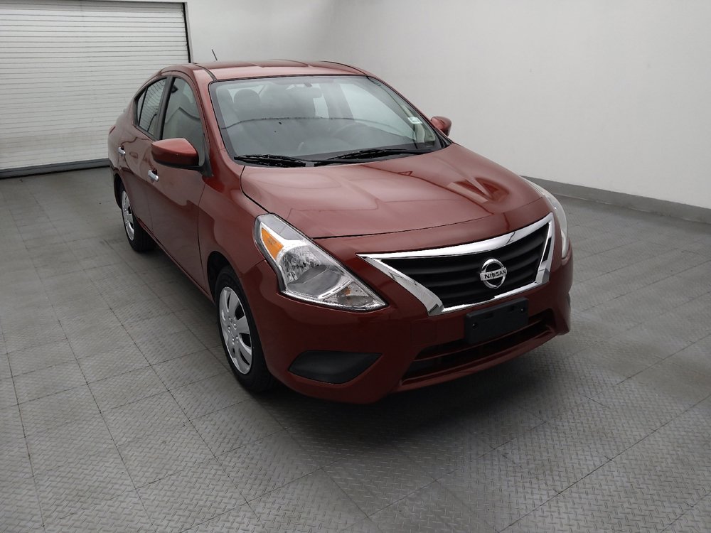 Used 2019 Nissan Versa SV FWD image 13