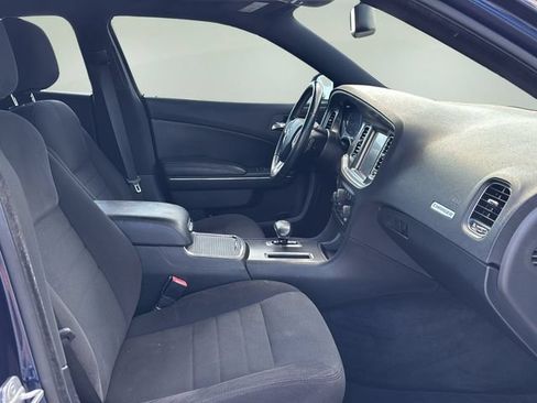Used 2013 Dodge Charger SXT RWD image 10