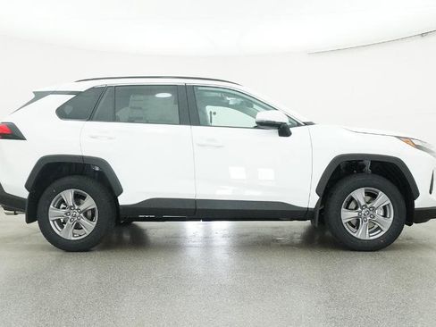 New 2025 Toyota RAV4 XLE image 30