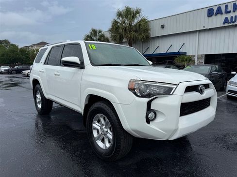 Used 2018 Toyota 4Runner SR5 RWD image 2
