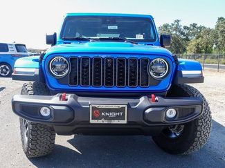 New 2025 Jeep Wrangler Rubicon w/ Technology Group video 3