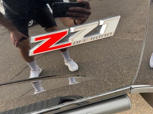 Used 2020 Chevrolet Colorado Z71 w/ Z71 Midnight Edition image 22