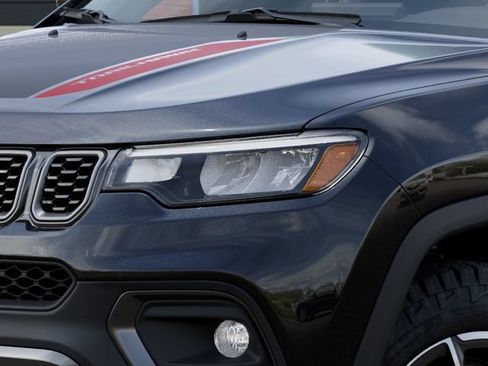 New 2026 Jeep Compass Trailhawk AWD/4WD image 10