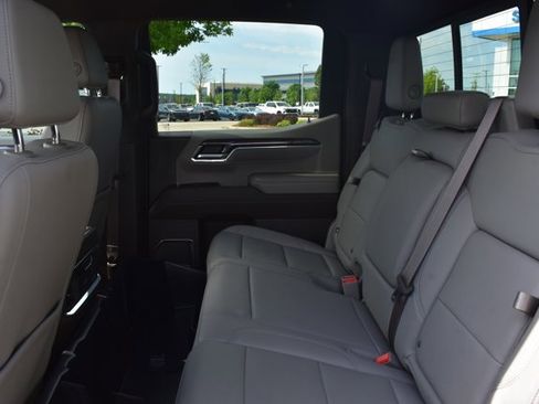 Used 2023 Chevrolet Silverado 1500 LTZ AWD/4WD image 19