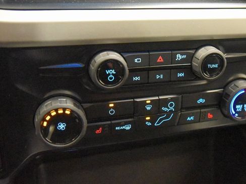 Used 2025 Ford F350 XLT w/ Black Appearance Package image 20