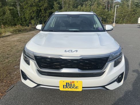 Used 2022 Kia Seltos S image 2