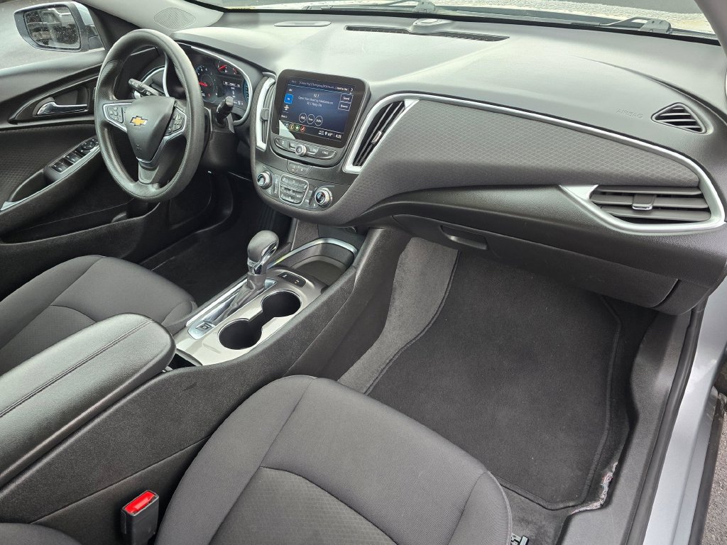 Used 2024 Chevrolet Malibu LT FWD image 16