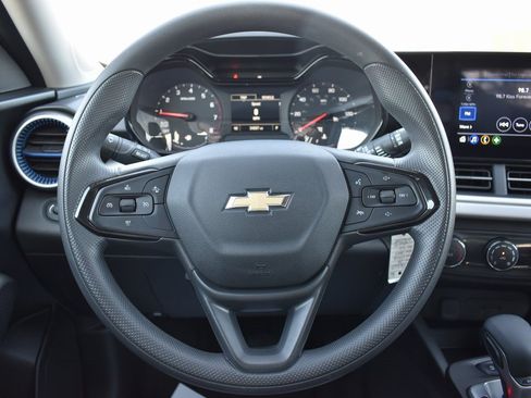 Certified 2024 Chevrolet Trax LS image 17