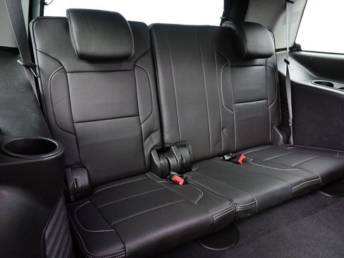 Used 2019 GMC Yukon Denali w/ Denali Ultimate Package AWD/4WD image 17