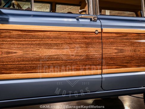 Used 1987 Jeep Grand Wagoneer AWD/4WD image 31