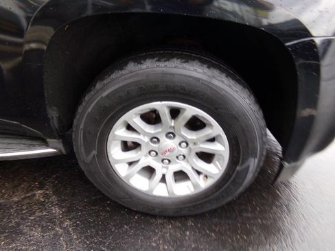 Used 2016 GMC Yukon XL SLE image 29