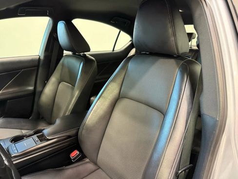 Used 2021 Lexus IS 300 image 23