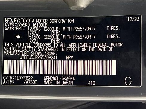 Used 2024 Toyota 4Runner SR5 image 73