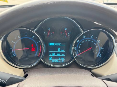 Used 2014 Chevrolet Cruze LT w/ Enhanced Safety Package FWD image 13