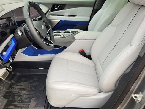 New 2026 Cadillac Optiq Sport 2 image 21