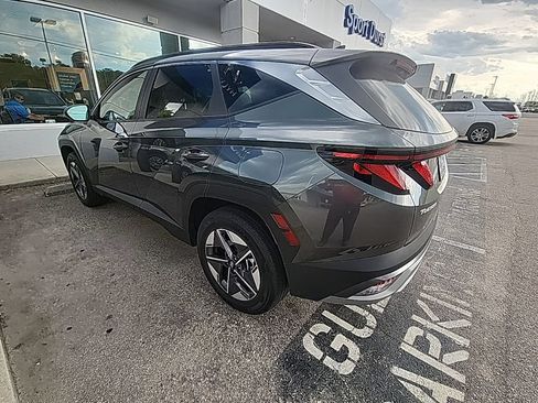 Used 2025 Hyundai Tucson SEL AWD/4WD image 13