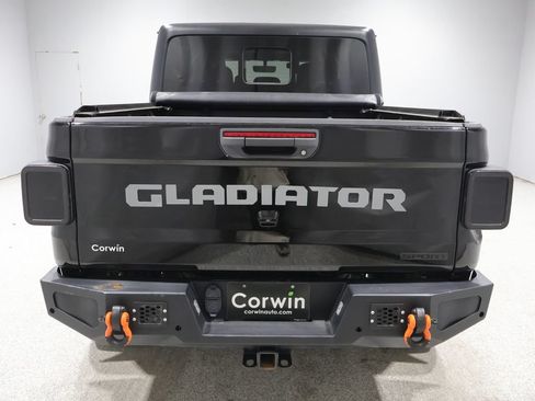 Used 2021 Jeep Gladiator Sport AWD/4WD image 3