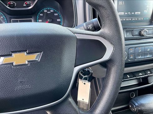 Used 2018 Chevrolet Colorado W/T w/ WT Convenience Package image 9