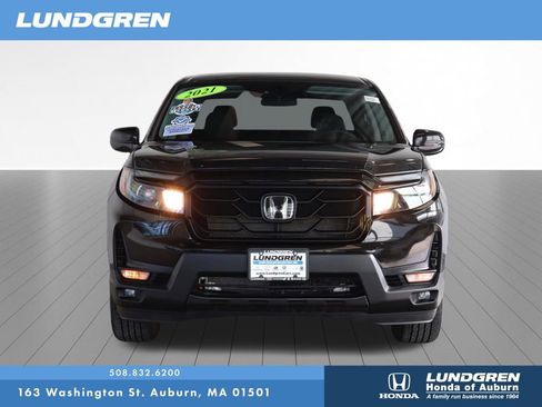 Used 2021 Honda Ridgeline Sport image 2