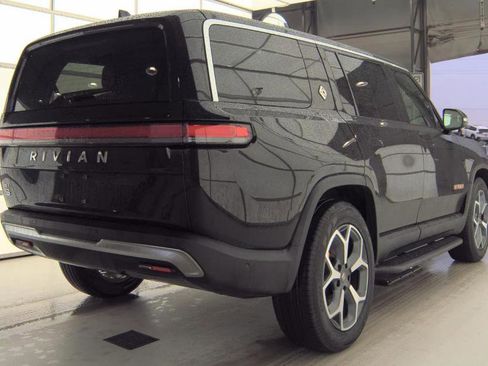 Used 2023 Rivian R1S Adventure AWD/4WD image 3