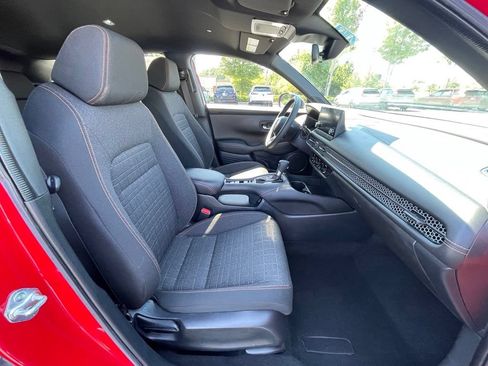Certified 2024 Honda HR-V Sport image 32