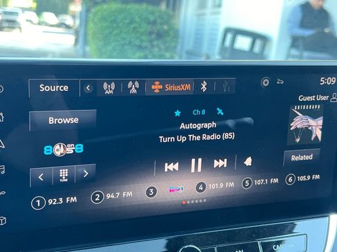 Used 2023 Nissan Altima 2.5 SV w/ SV Premium Package image 17