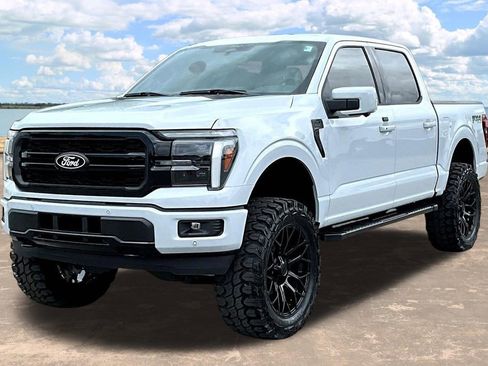 Used 2025 Ford F150 Lariat w/ Equipment Group 501A Mid AWD/4WD image 4
