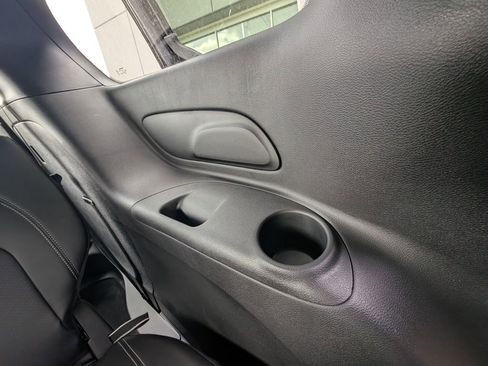 New 2026 Chrysler Pacifica Select image 40