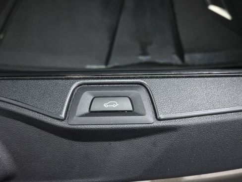 Used 2025 BMW X5 xDrive40i w/ Climate Comfort Package image 25