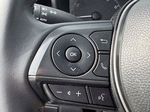 Used 2025 Toyota Corolla SE FWD image 29