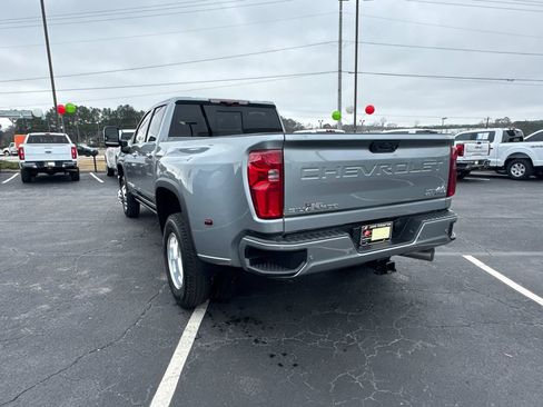 Used 2026 Chevrolet Silverado 3500 High Country w/ Technology Package image 8