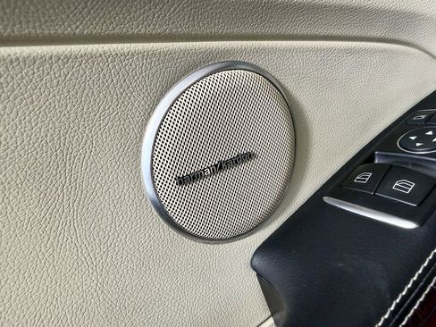 Used 2015 Mercedes-Benz SLK 250 image 34