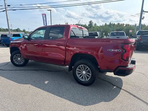 Used 2023 Chevrolet Colorado LT w/ LT Convenience Package AWD/4WD image 10
