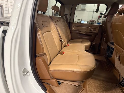 Certified 2024 RAM 3500 Limited w/ Towing Technology Group image 15