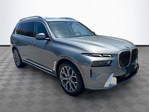 Used 2023 BMW X7 xDrive40i AWD/4WD image 4