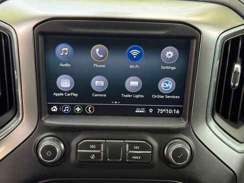 Used 2021 Chevrolet Silverado 1500 LT AWD/4WD image 18