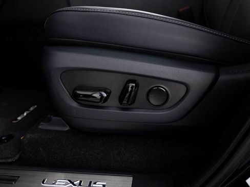 Used 2026 Lexus GX 550 w/ Accessory Package (2T) image 17