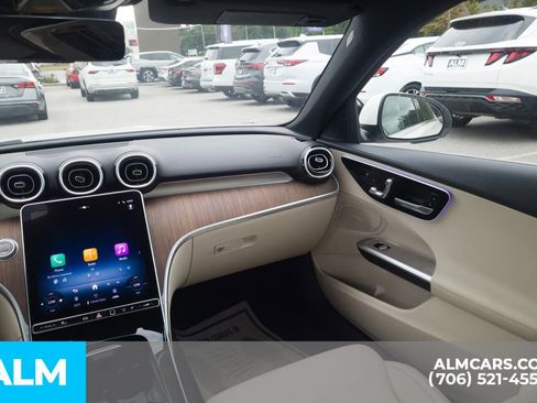 Used 2025 Mercedes-Benz C 300 Sedan image 22