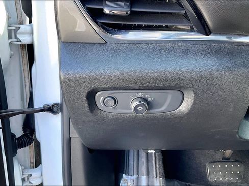 Used 2019 Chevrolet Traverse LS w/ LPO, Blackout Package image 31