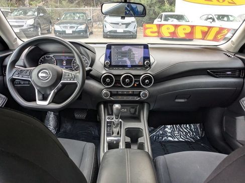 Used 2024 Nissan Sentra SV FWD image 23